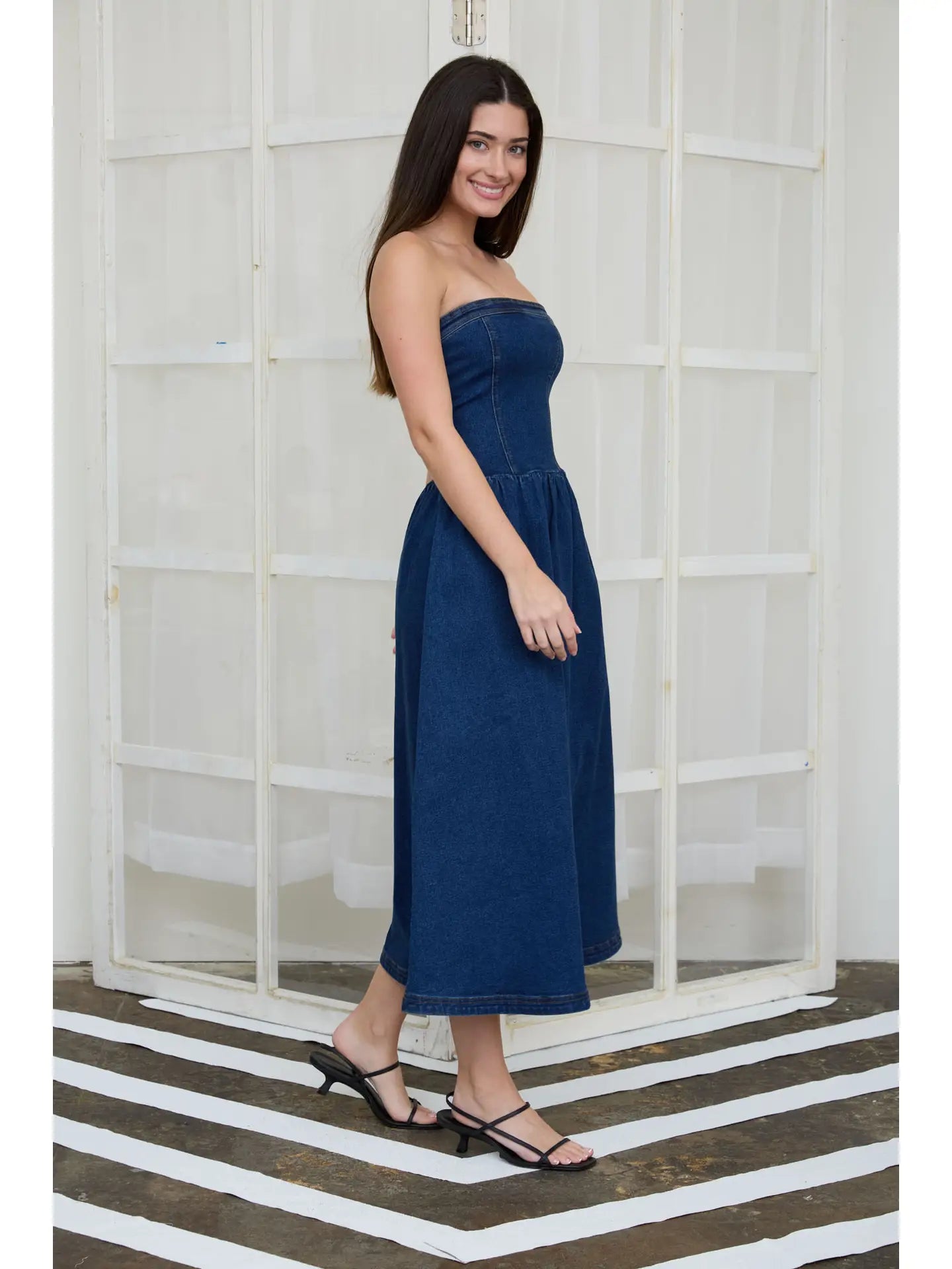 DD 1423 - Strapless Denim Midi Dress